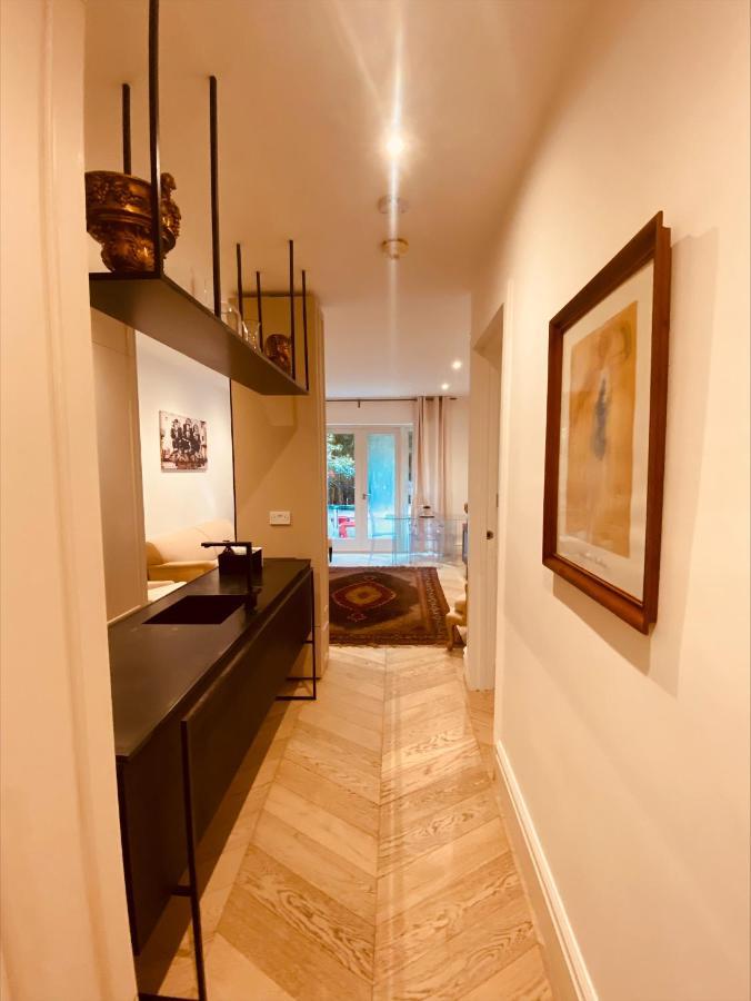 Kensington Garden Suite - 2 Bedrooms 런던 외부 사진